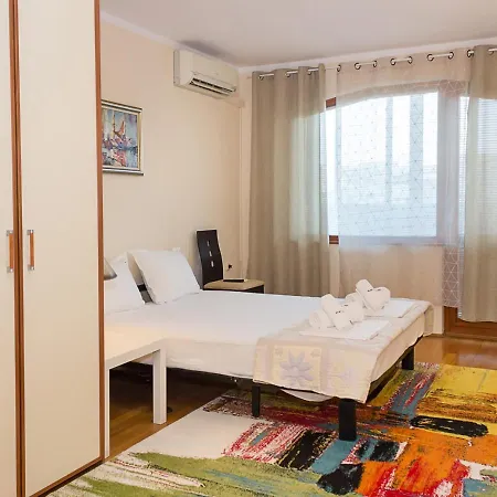 2bd Family In - 10 Min To & Center By Flat Mаnаger